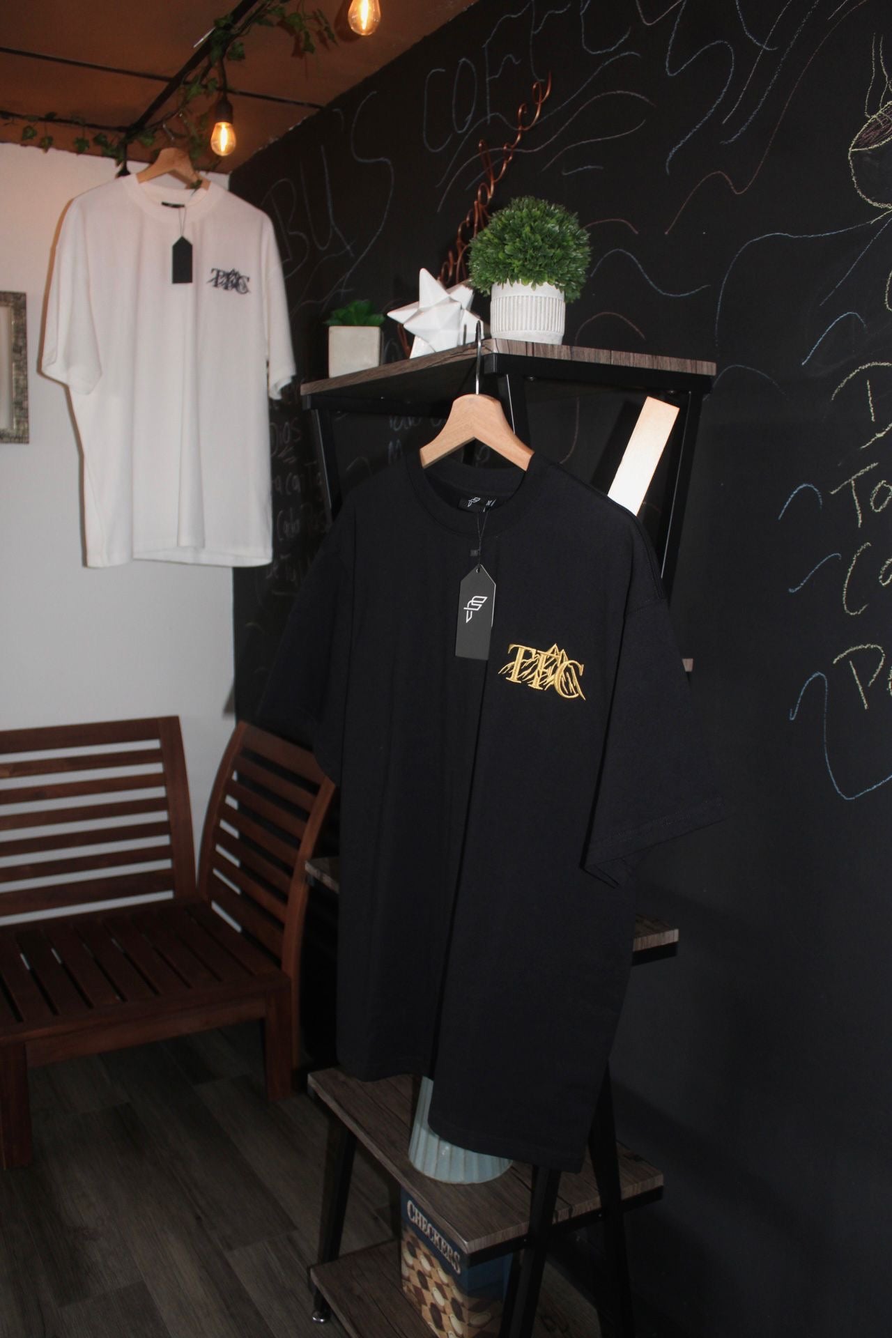 Camisa negra